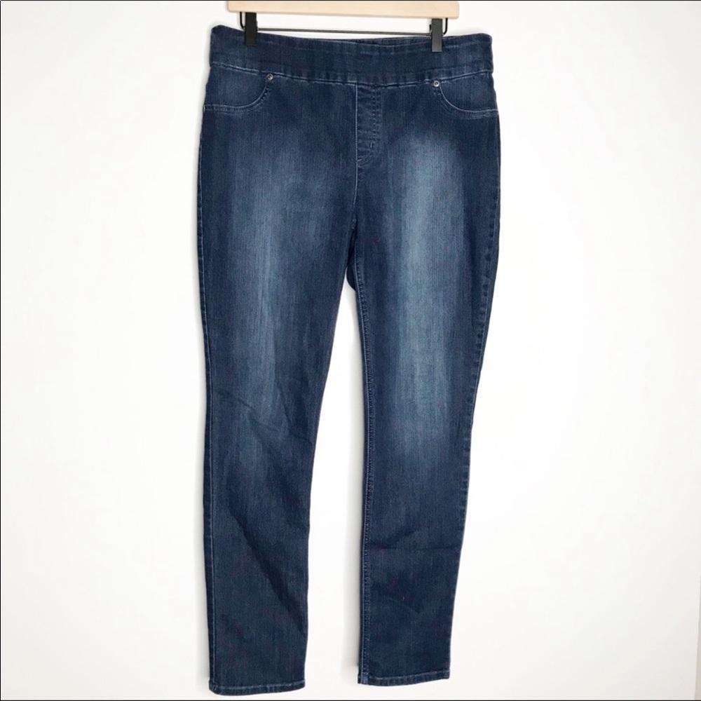 Chico’s pull on jeans